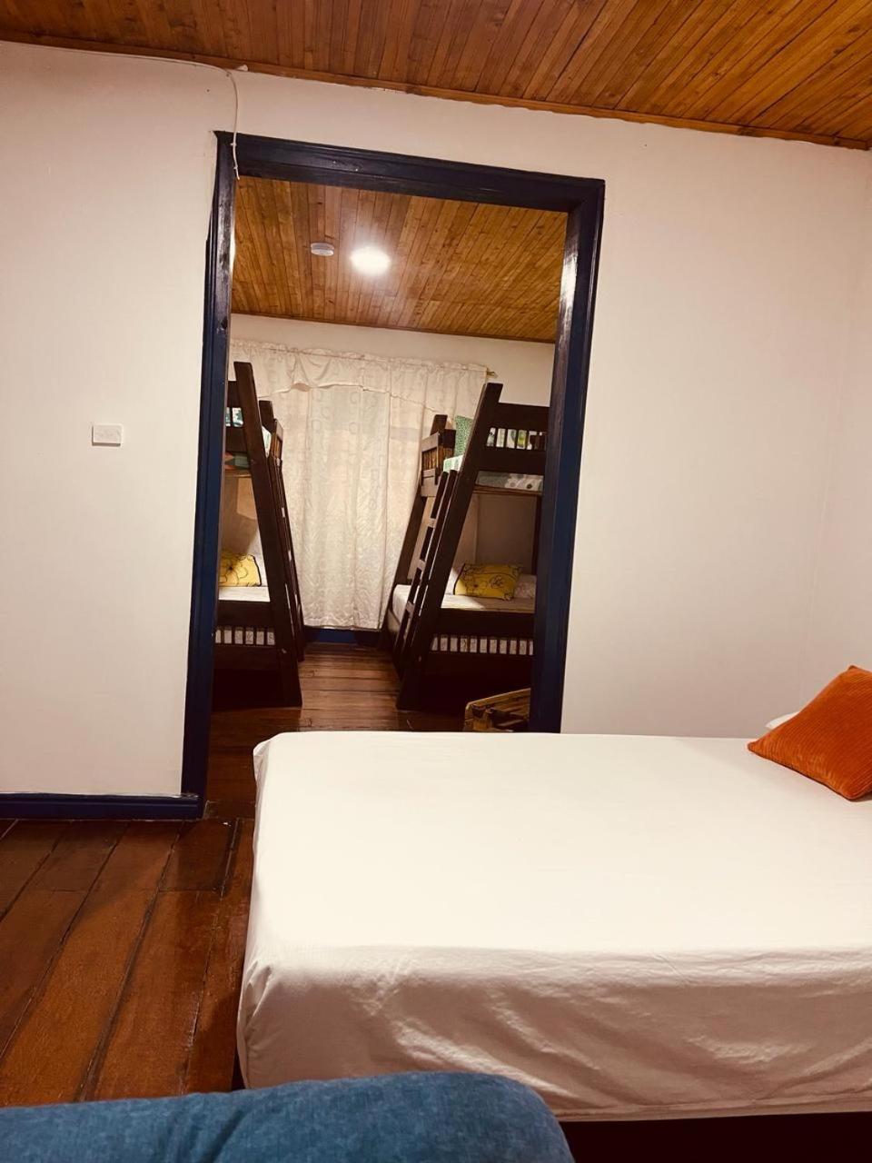 The Canarys Hostal 圣罗莎德卡瓦尔 外观 照片